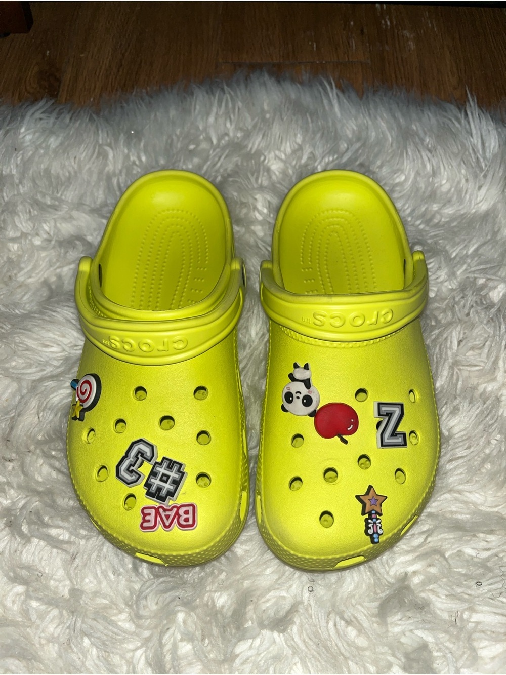 CROCS Woman Neon Yellow Clog with Fun Jibbitz